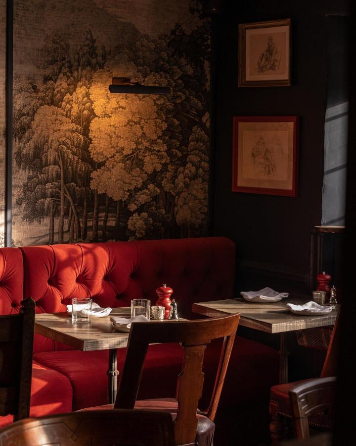 威特尼 The Double Red Duke, Cotswolds酒店 外观 照片